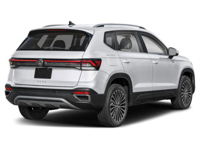 New 2026 Volkswagen Taos SE image 2