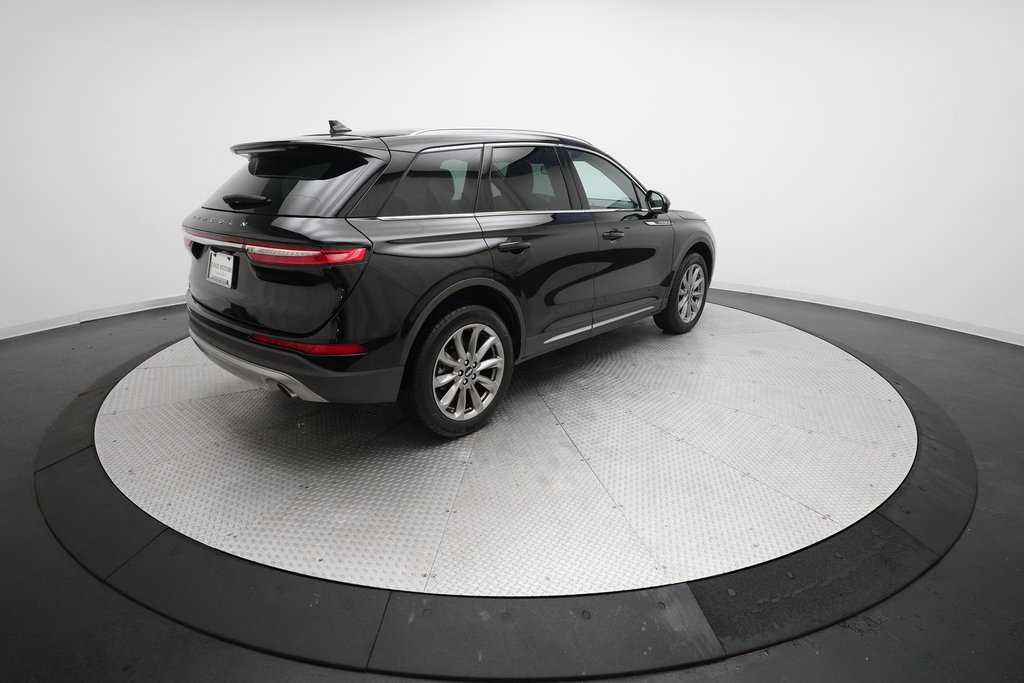 Used 2022 Lincoln Corsair AWD w/ Premium Package image 37