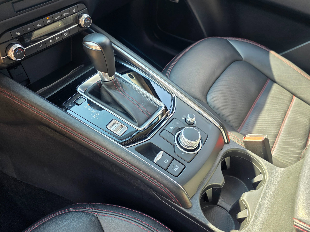 Used 2025 MAZDA CX-5 Carbon Edition image 9