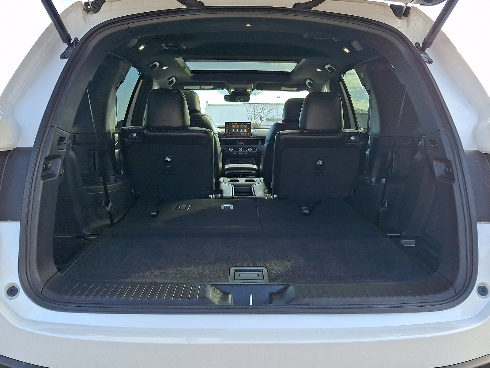 Used 2025 Honda Pilot Black Edition image 28