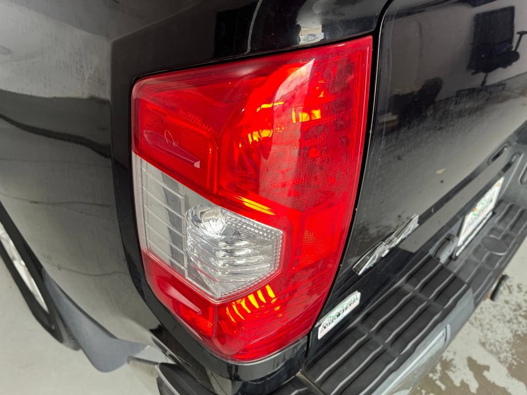 Used 2017 Toyota Tundra SR5 AWD/4WD image 46