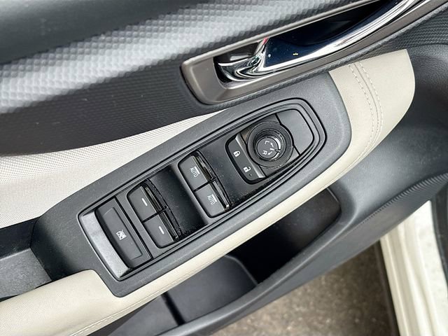 Certified 2023 Subaru Forester Premium AWD/4WD image 9