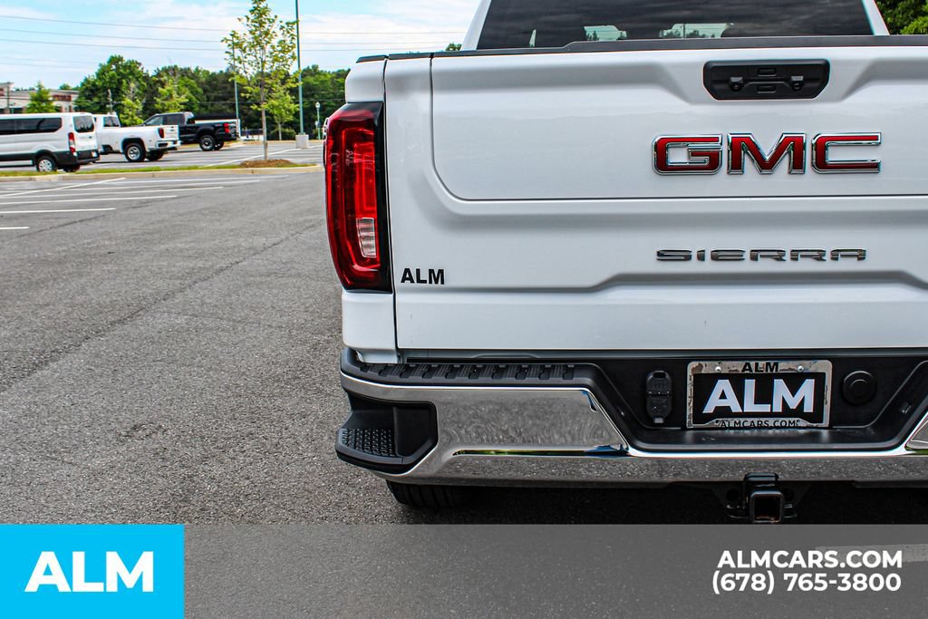 Used 2026 GMC Sierra 1500 SLT AWD/4WD image 12
