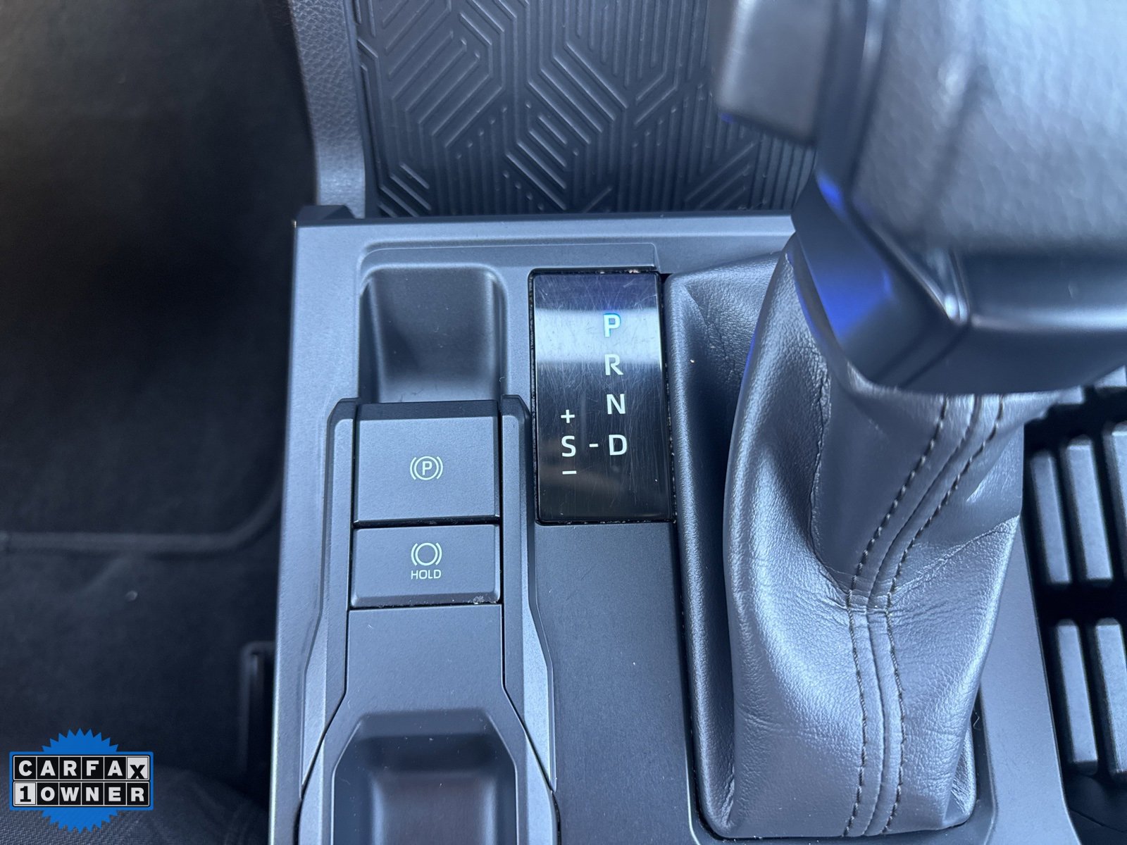 Used 2024 Toyota Tacoma SR image 16