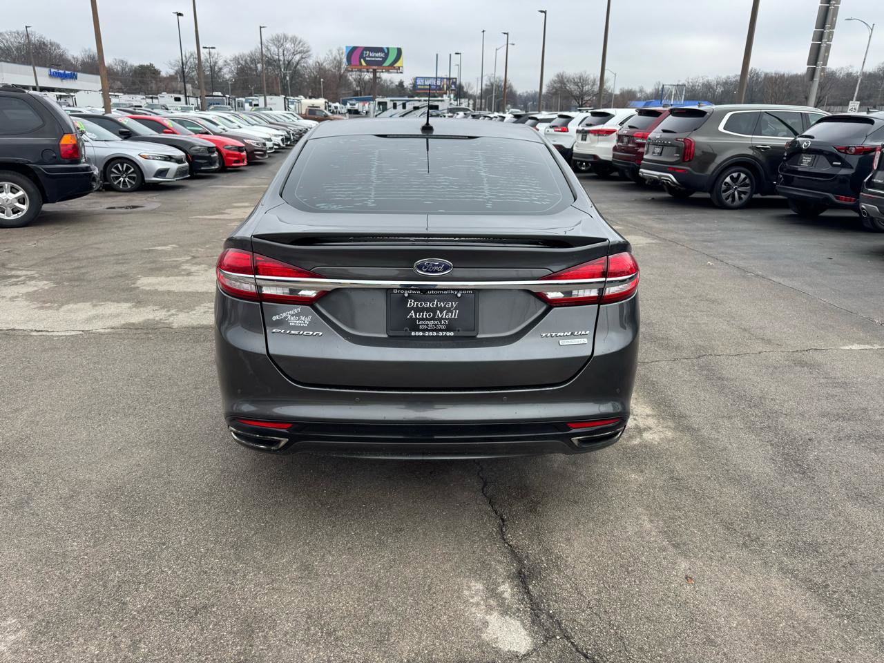 Used 2017 Ford Fusion Titanium image 4