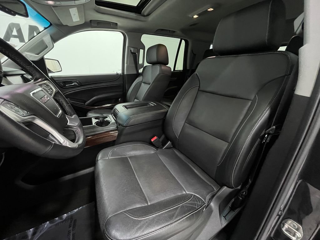 Used 2018 GMC Yukon SLT w/ HD Trailering Package image 14