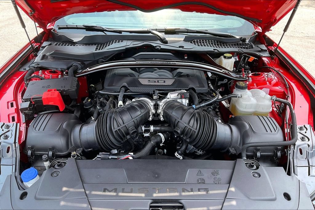 Used 2025 Ford Mustang Dark Horse w/ Dark Horse Handlin Package RWD image 28