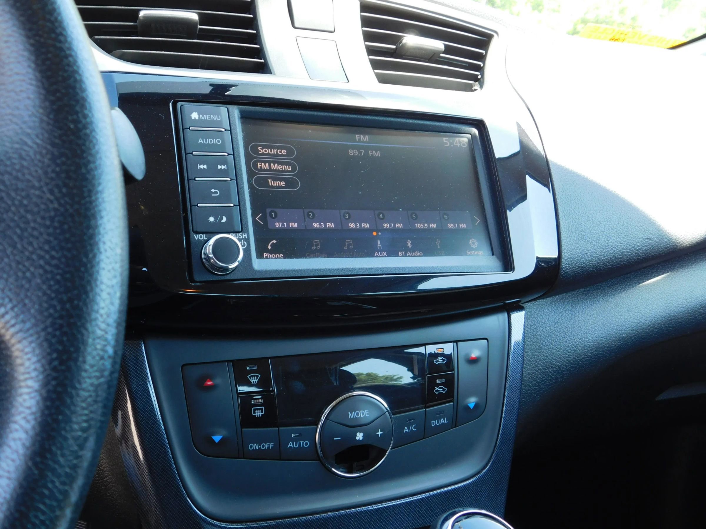 Used 2019 Nissan Sentra SR FWD image 13