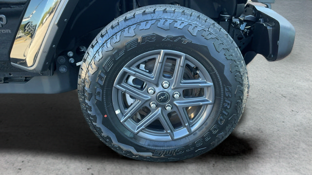 New 2026 Jeep Gladiator Sport AWD/4WD image 27