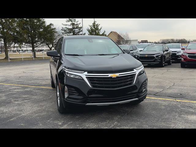 Used 2024 Chevrolet Equinox LT w/ LPO, Floor Liner Package image 4