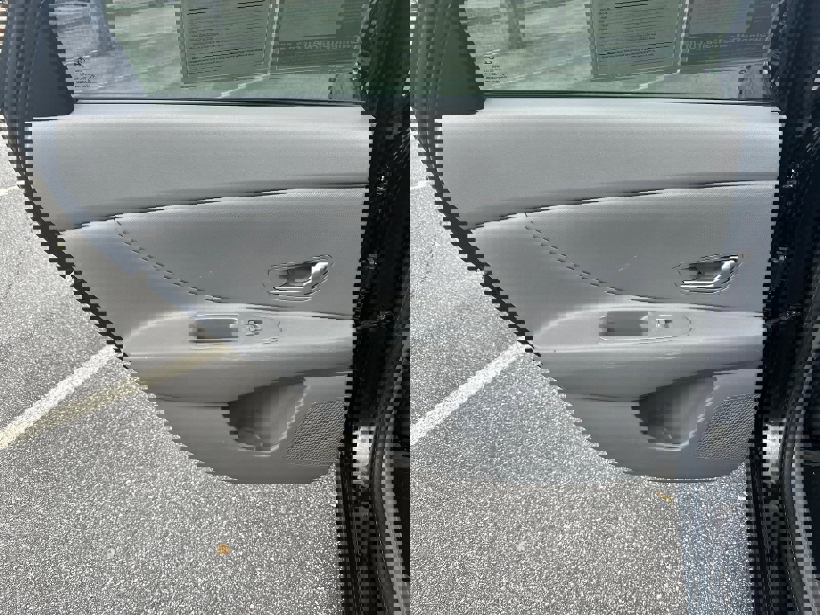 Used 2023 Hyundai Elantra SEL w/ Preferred Accessory Package image 21