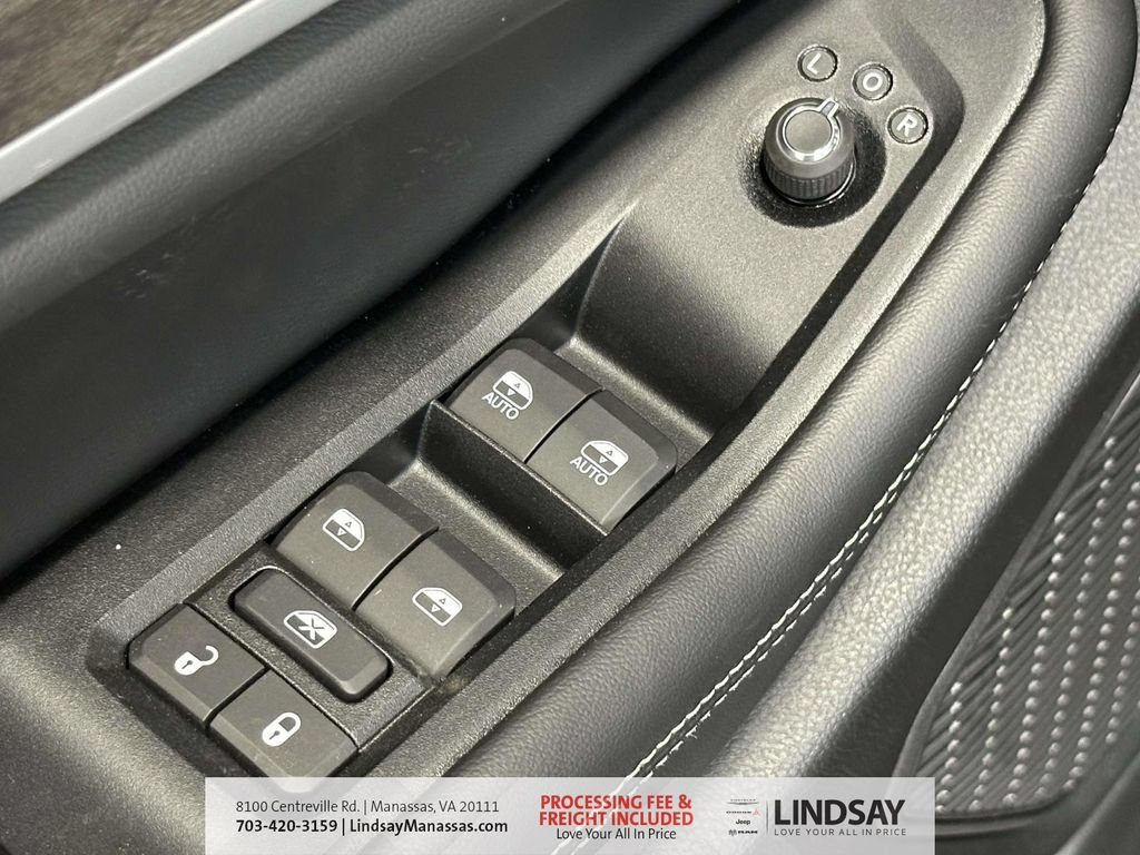 New 2026 Jeep Grand Cherokee Altitude AWD/4WD image 30