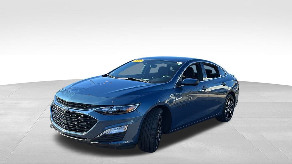Used 2024 Chevrolet Malibu RS image 3