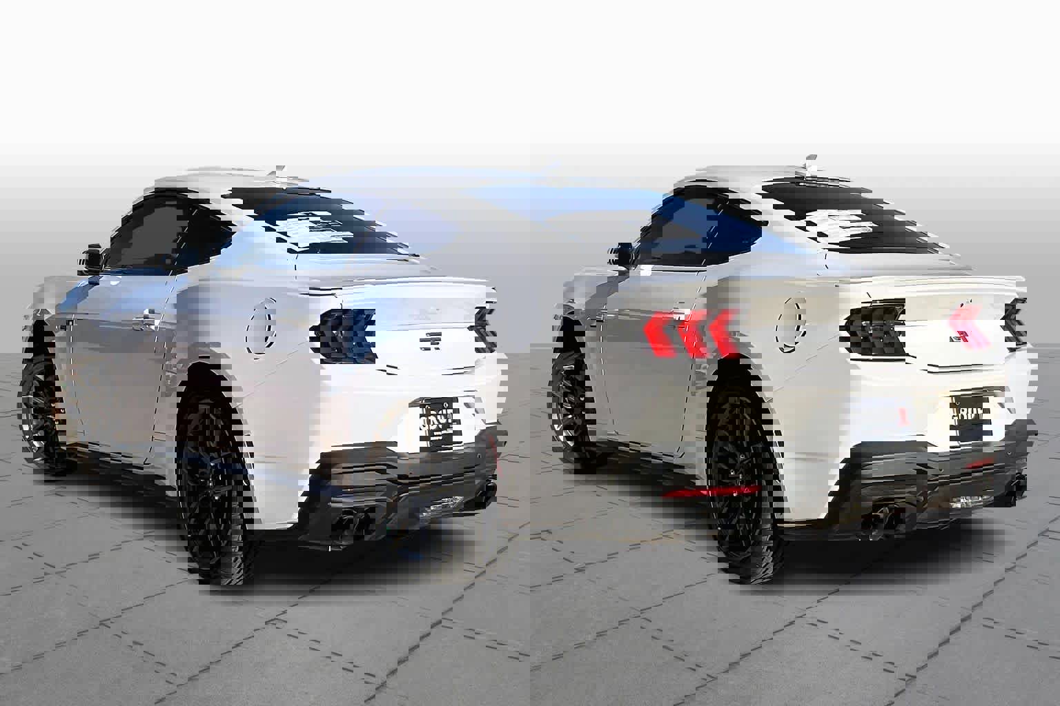 Used 2024 Ford Mustang GT Premium image 12