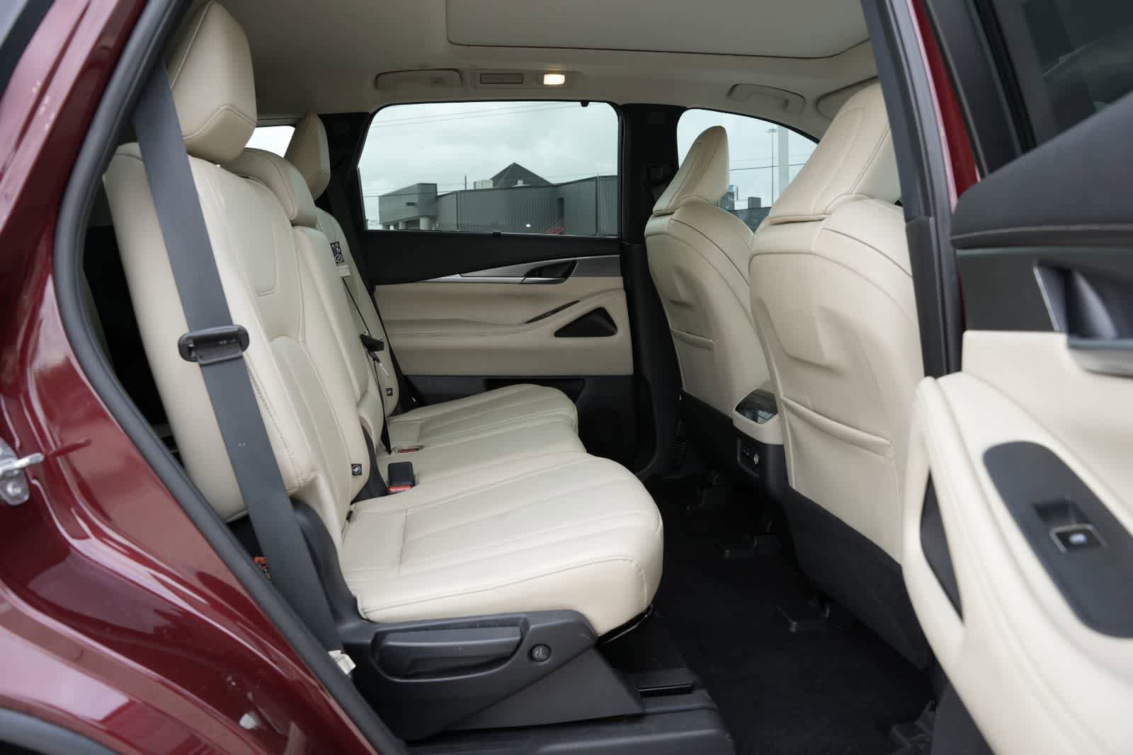 Used 2022 INFINITI QX60 Luxe w/ Cargo Package FWD image 22