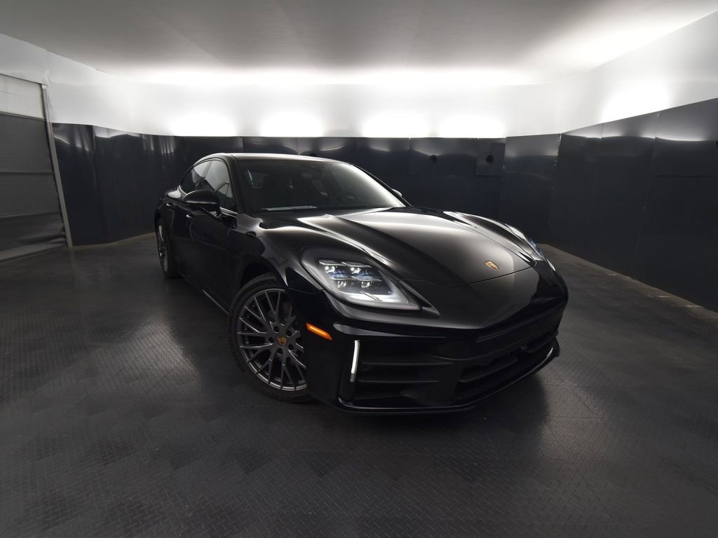 New 2025 Porsche Panamera 4 image 7
