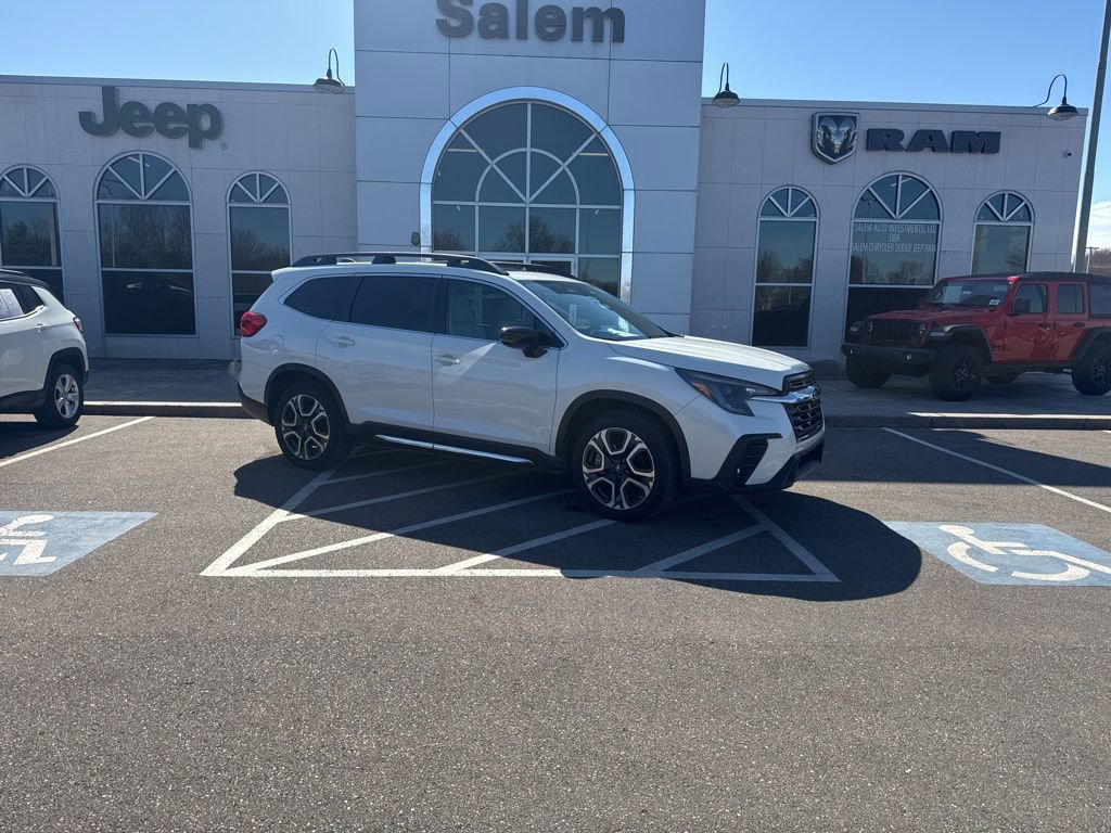 Used 2024 Subaru Ascent Limited w/ Technology Package AWD/4WD image 1