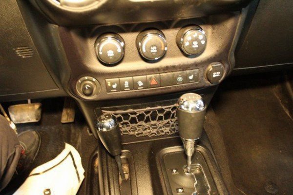 Used 2015 Jeep Wrangler Unlimited Sahara w/ Max Tow Package image 19