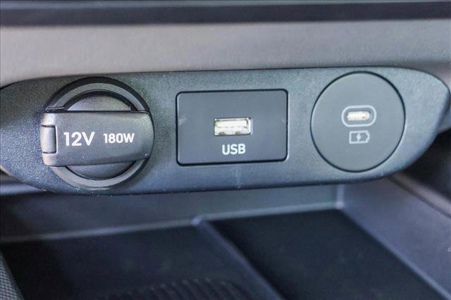 New 2025 Hyundai Elantra SEL image 21