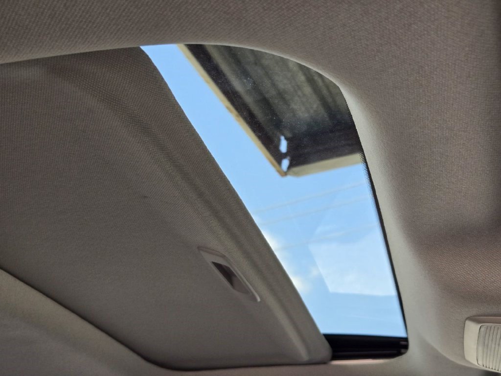 New 2026 Nissan Sentra SL w/ Floor Mat Package FWD image 10