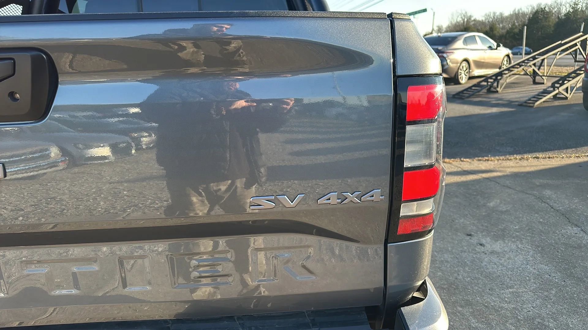 Used 2022 Nissan Frontier SV image 21