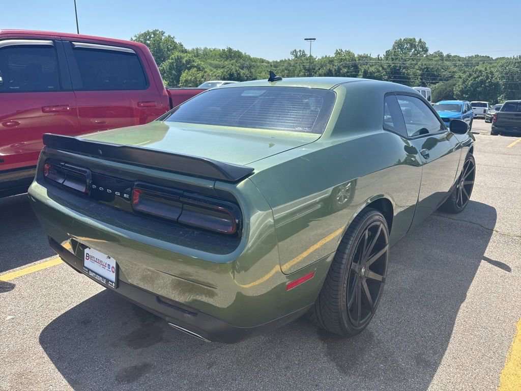 Used 2018 Dodge Challenger SXT Plus RWD image 5