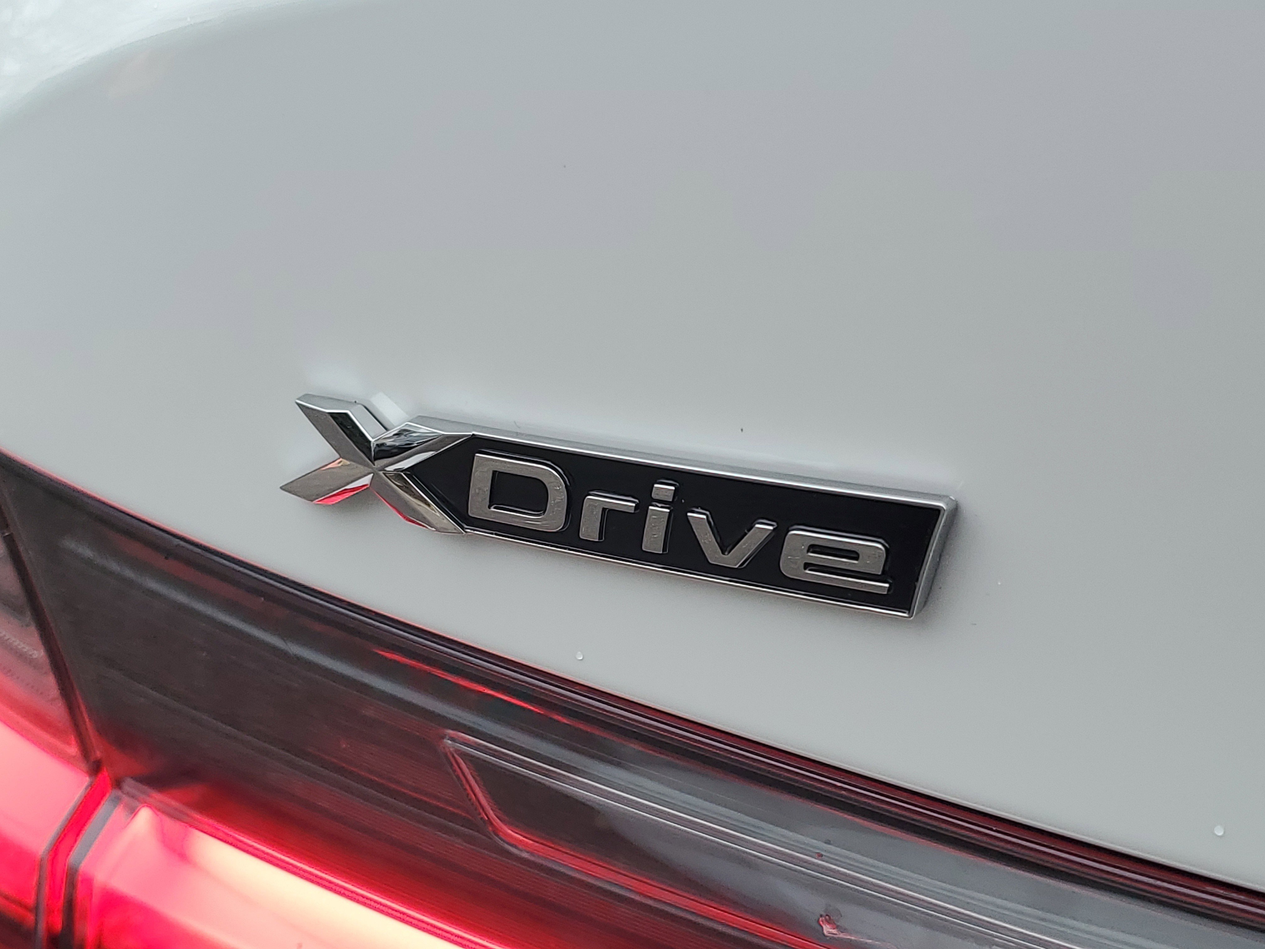 New 2026 BMW 330i xDrive Sedan w/ Convenience Package image 29