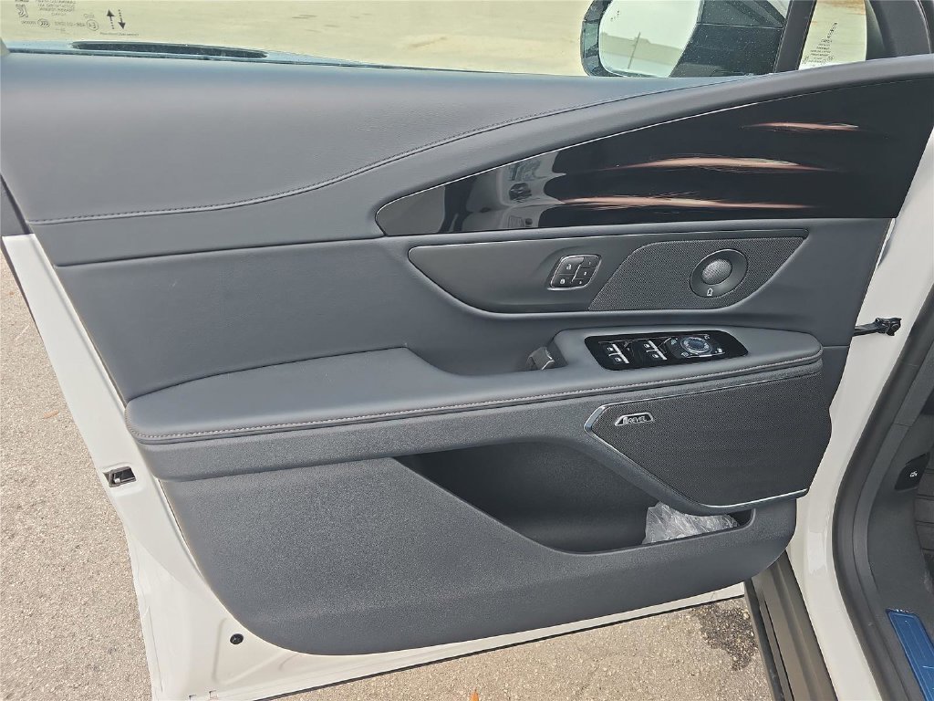New 2026 Lincoln Nautilus Premier w/ Equipment Group 102A AWD/4WD image 14