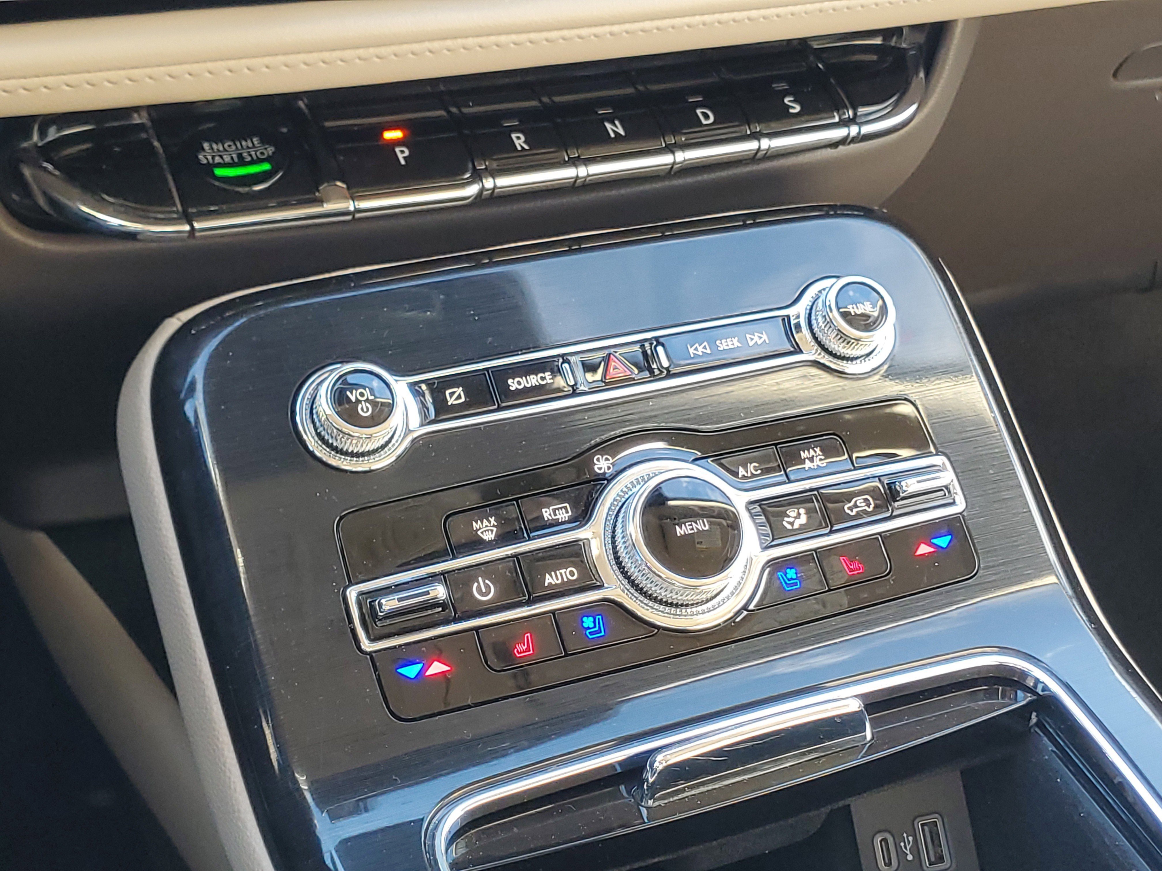 Certified 2023 Lincoln Nautilus Reserve w/ Equipment Group 202A image 18