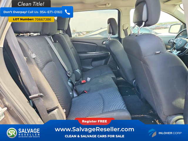 Used 2018 Dodge Journey SE w/ Connectivity Group FWD image 15