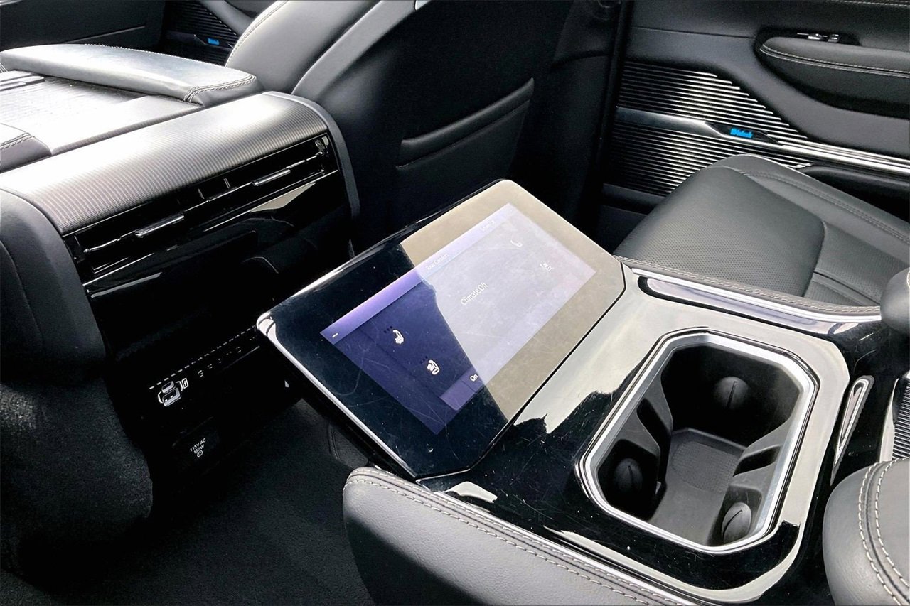 Certified 2024 Jeep Grand Wagoneer L Series II w/ Quick Order Packagew 28T image 17