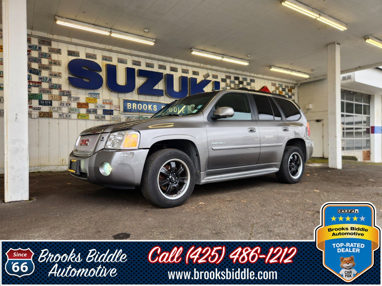 Used 2009 GMC Envoy Denali w/ Sun And 6-Disc Cd Package image 1