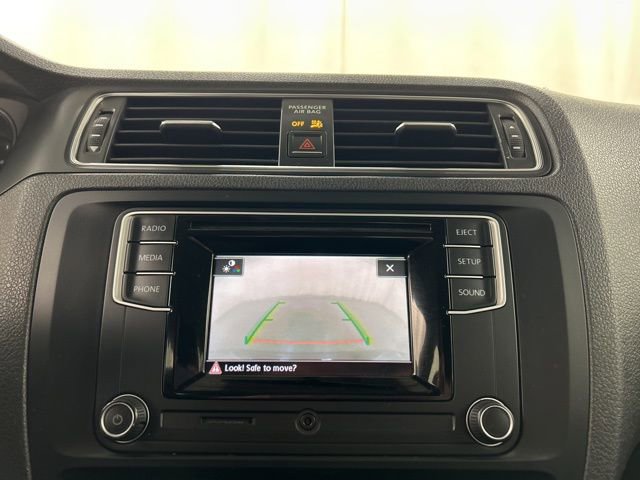 Used 2017 Volkswagen Jetta S image 11