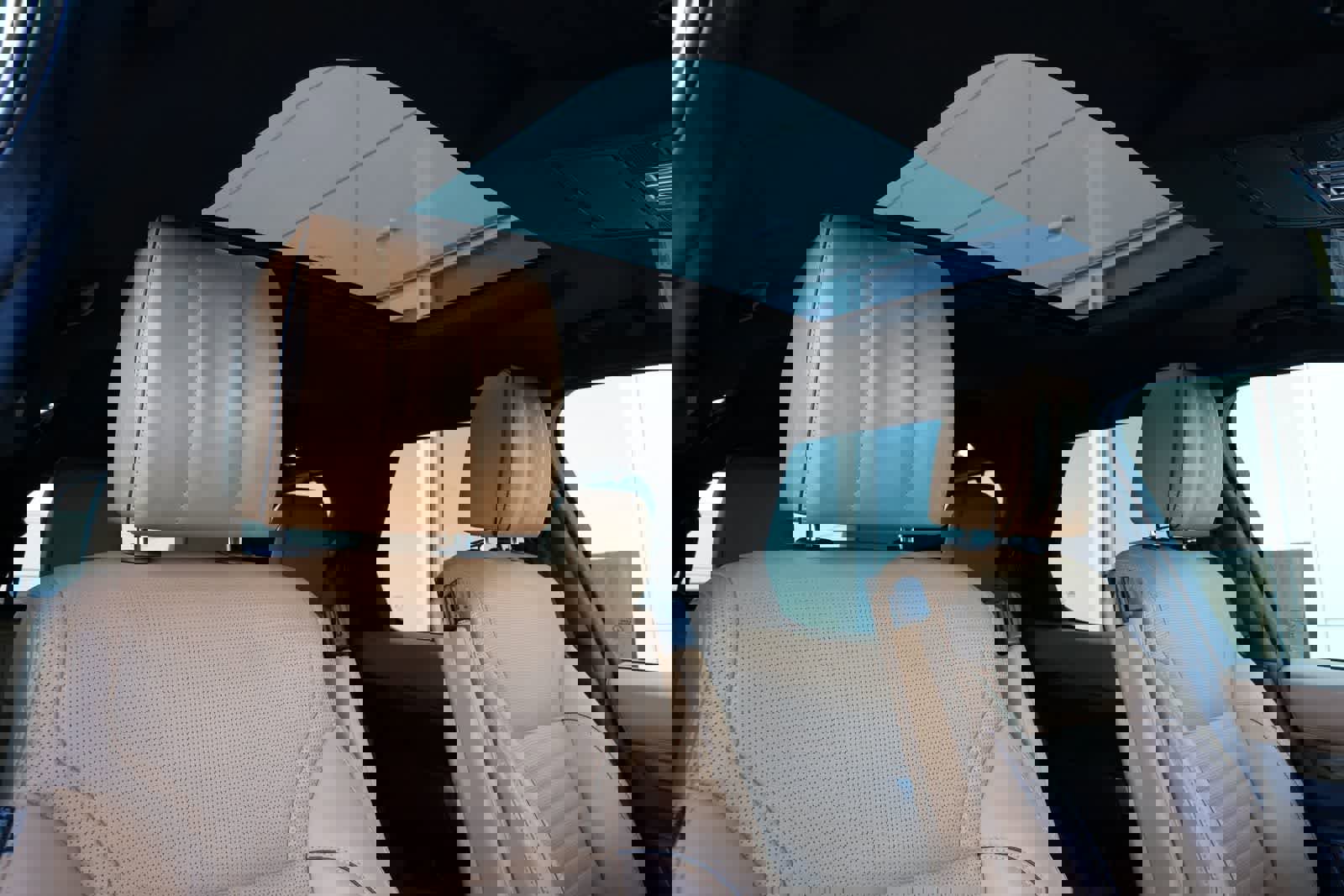 Used 2017 Land Rover Discovery HSE Luxury image 22