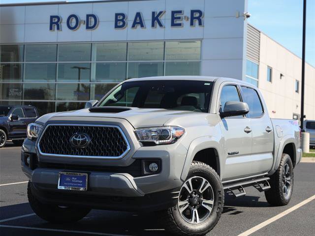 Used 2019 Toyota Tacoma TRD Sport AWD/4WD image 1