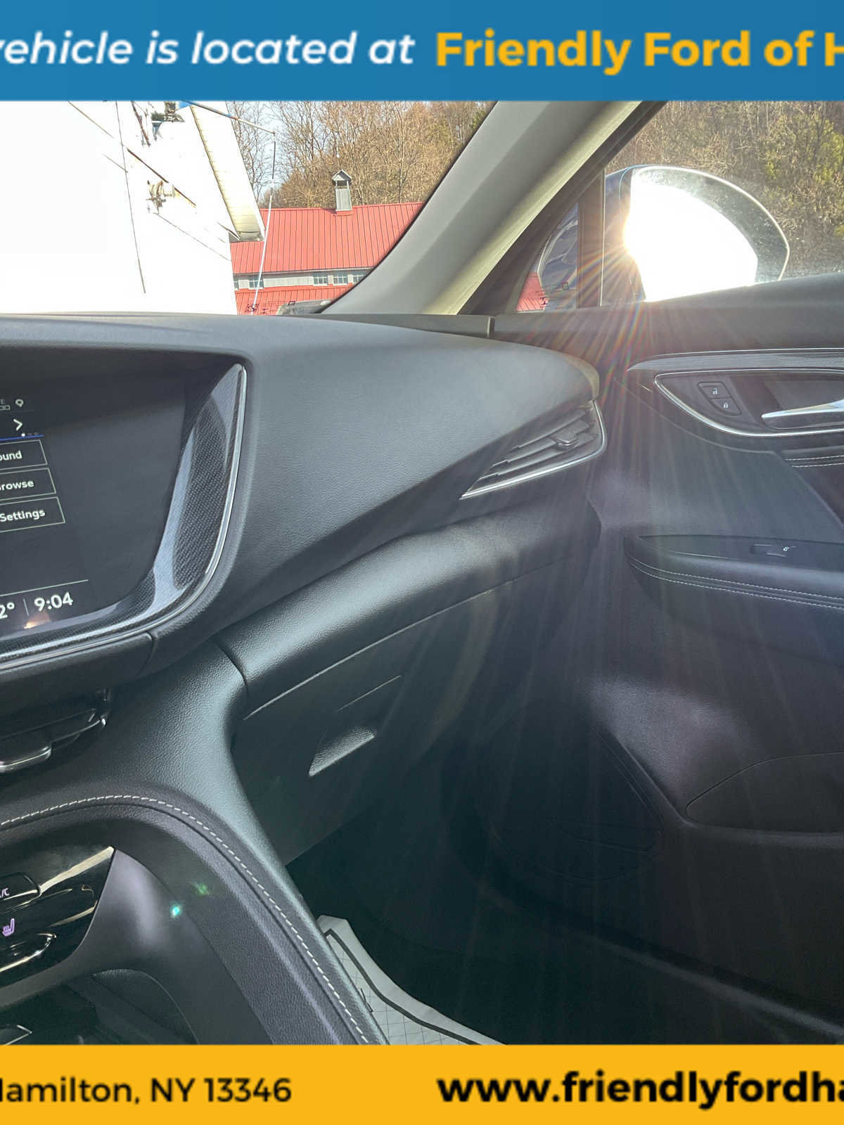 Used 2023 Buick Envision Essence image 27