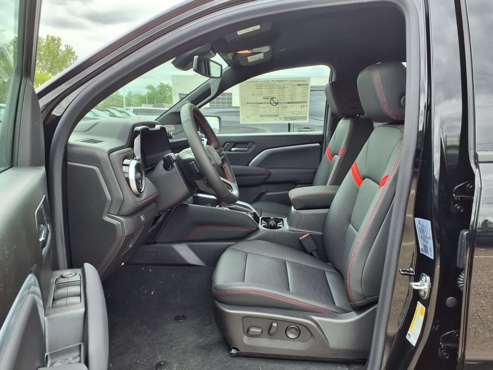 New 2026 Chevrolet Colorado Z71 w/ Z71 Convenience Package 2 AWD/4WD image 13
