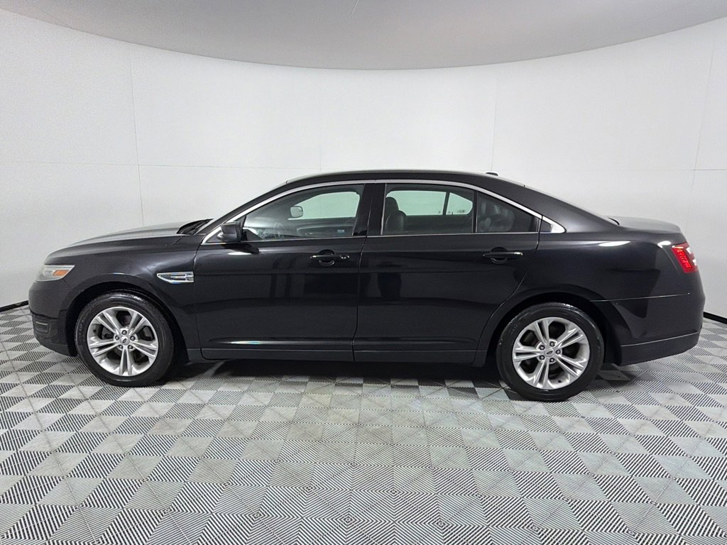 Used 2014 Ford Taurus SEL w/ Equipment Group 201A image 7