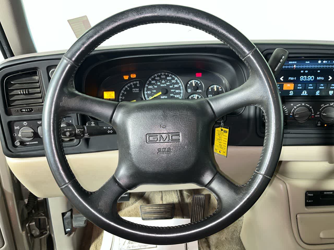 Used 2001 GMC Yukon XL SLT AWD/4WD image 16