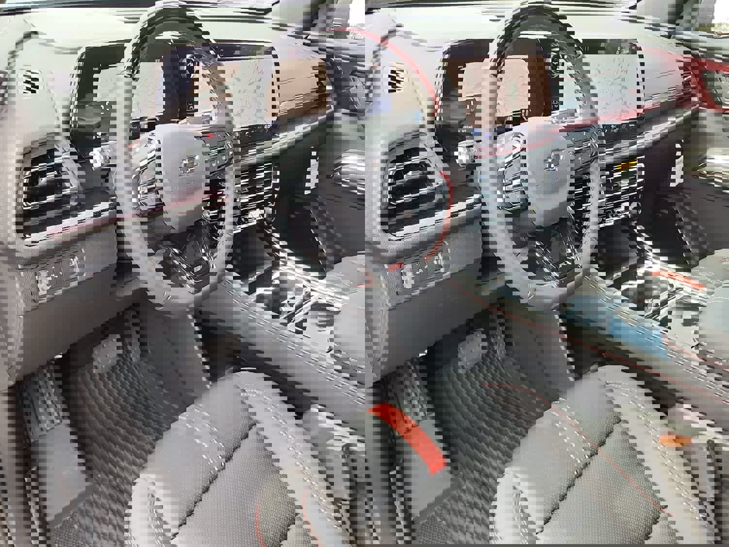 New 2026 Chevrolet Traverse RS w/ LPO, Floor Liner Package image 13