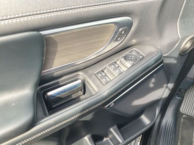 Used 2025 Ford Expedition Platinum image 24