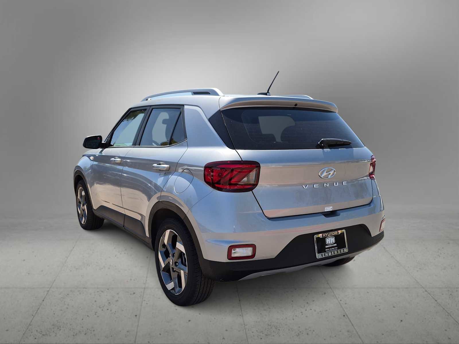 New 2026 Hyundai Venue SEL FWD image 6