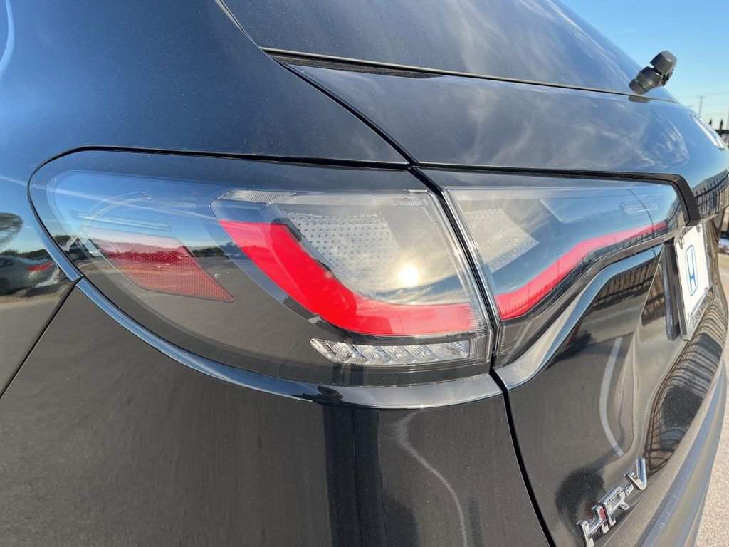 Certified 2026 Honda HR-V LX image 7