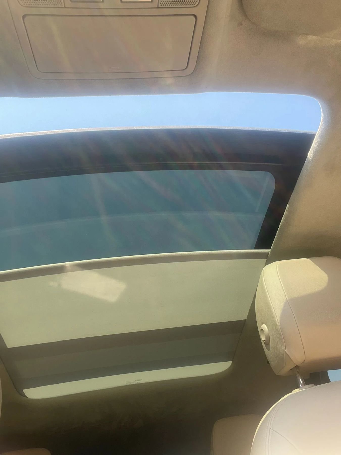 Used 2020 Jaguar F-PACE Premium image 15