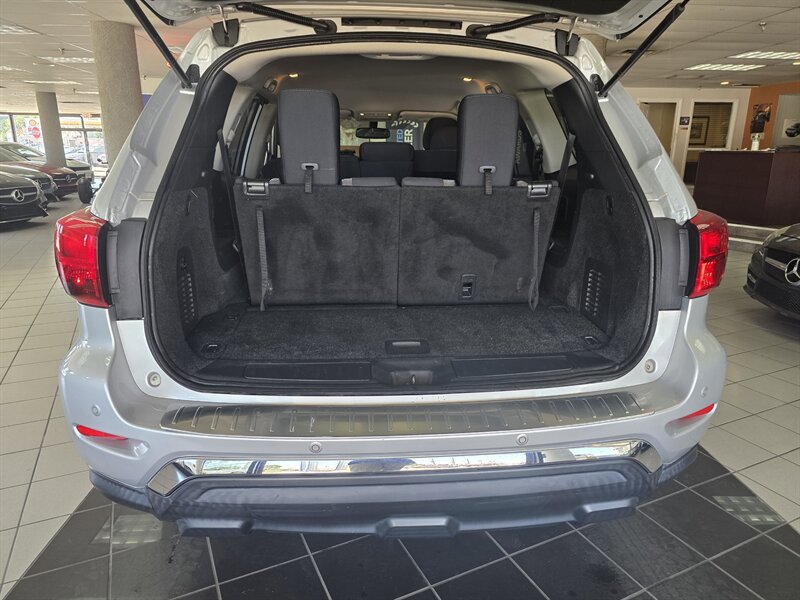 Used 2019 Nissan Pathfinder SV AWD/4WD image 35