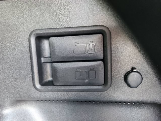 Used 2022 Chevrolet Equinox LT FWD image 32