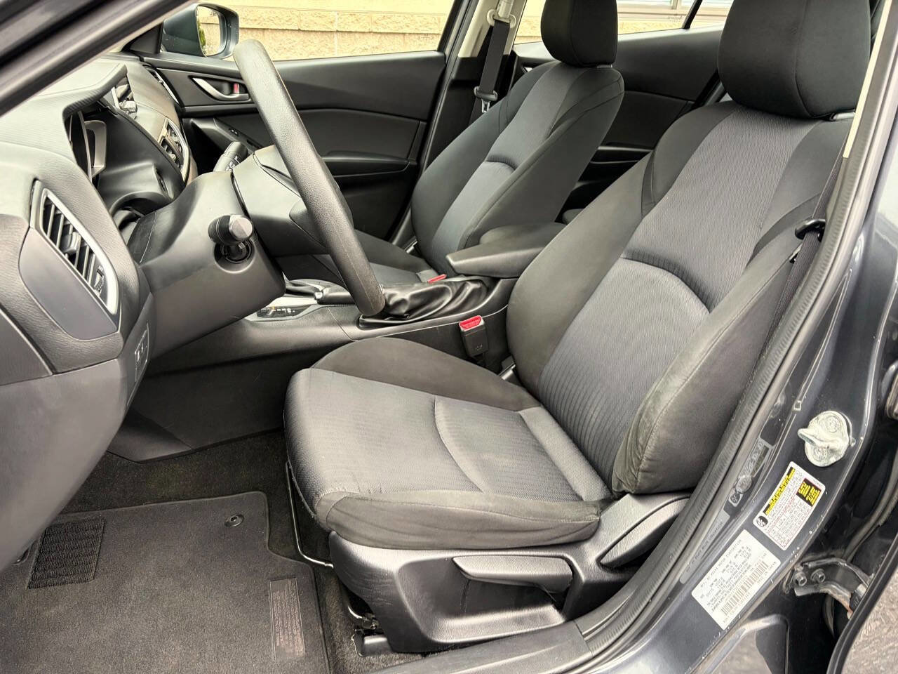 Used 2015 MAZDA MAZDA3 i SV image 9