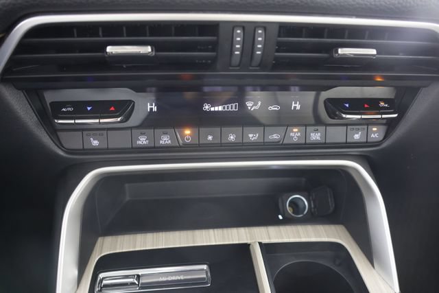 Used 2025 MAZDA CX-70 Plug-In Hybrid w/ Premium Pkg AWD/4WD image 15