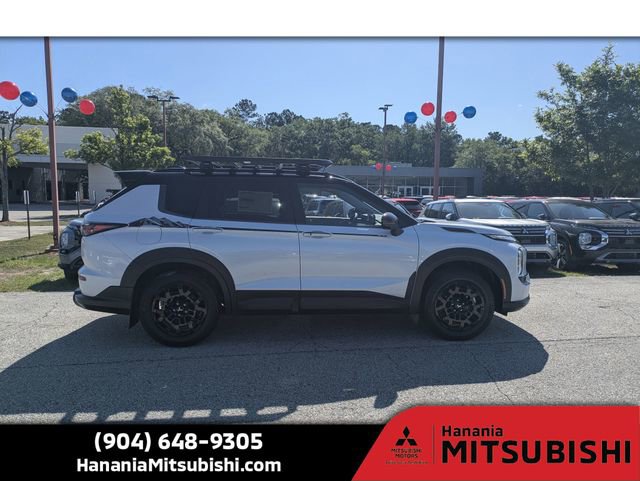 New 2026 Mitsubishi Outlander Trail Edition image 2