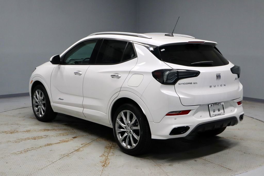 Used 2024 Buick Encore GX Avenir w/ Avenir Technology Package FWD image 10
